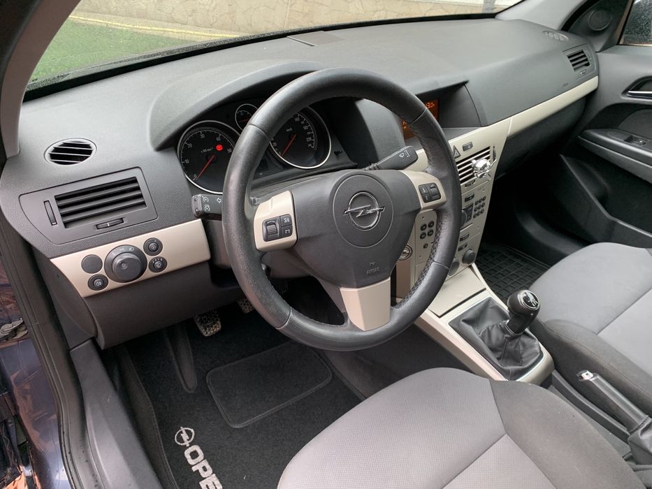 Опель астра h