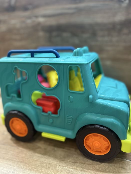 Сортер Battat Вантажівка сафарі