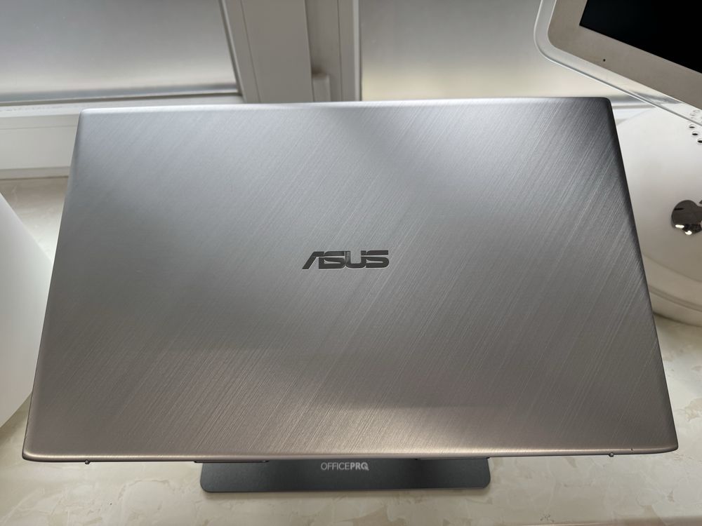 Ноутбук ASUS VivoBook 17 K712EA i7-1165G7, 16GB DDR4 RAM, 1TB PCIe SSD