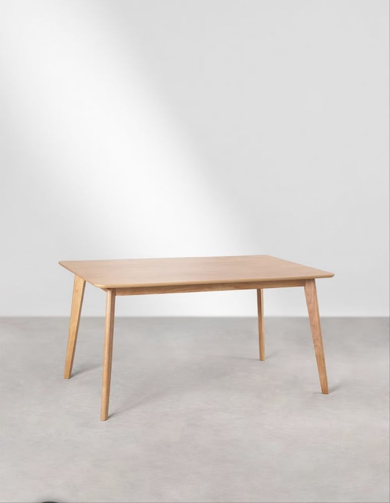 Mesa de Jantar madeira c/ 4 cadeiras