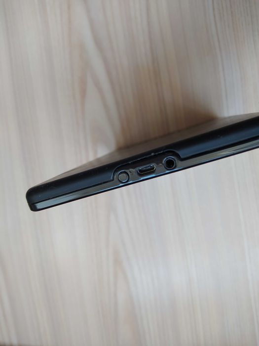 Електронна книга Amazon Kindle Fire D01400 (в ремонт чи на запчастини)