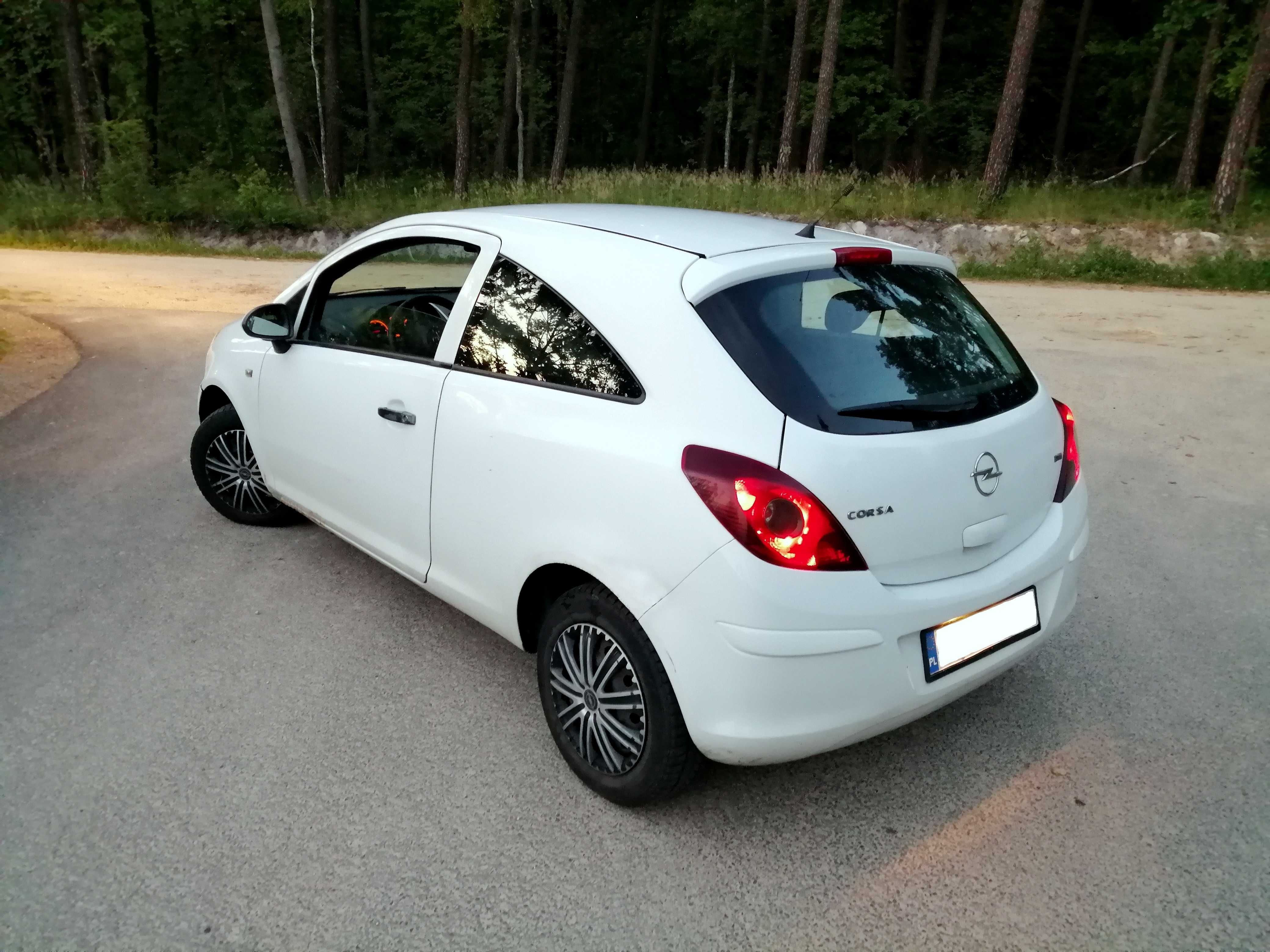 Opel Corsa D 1,3 LIFT 75 KM KLIMA Elektryka KOMPUTER SAL0N POLSKA Mp3