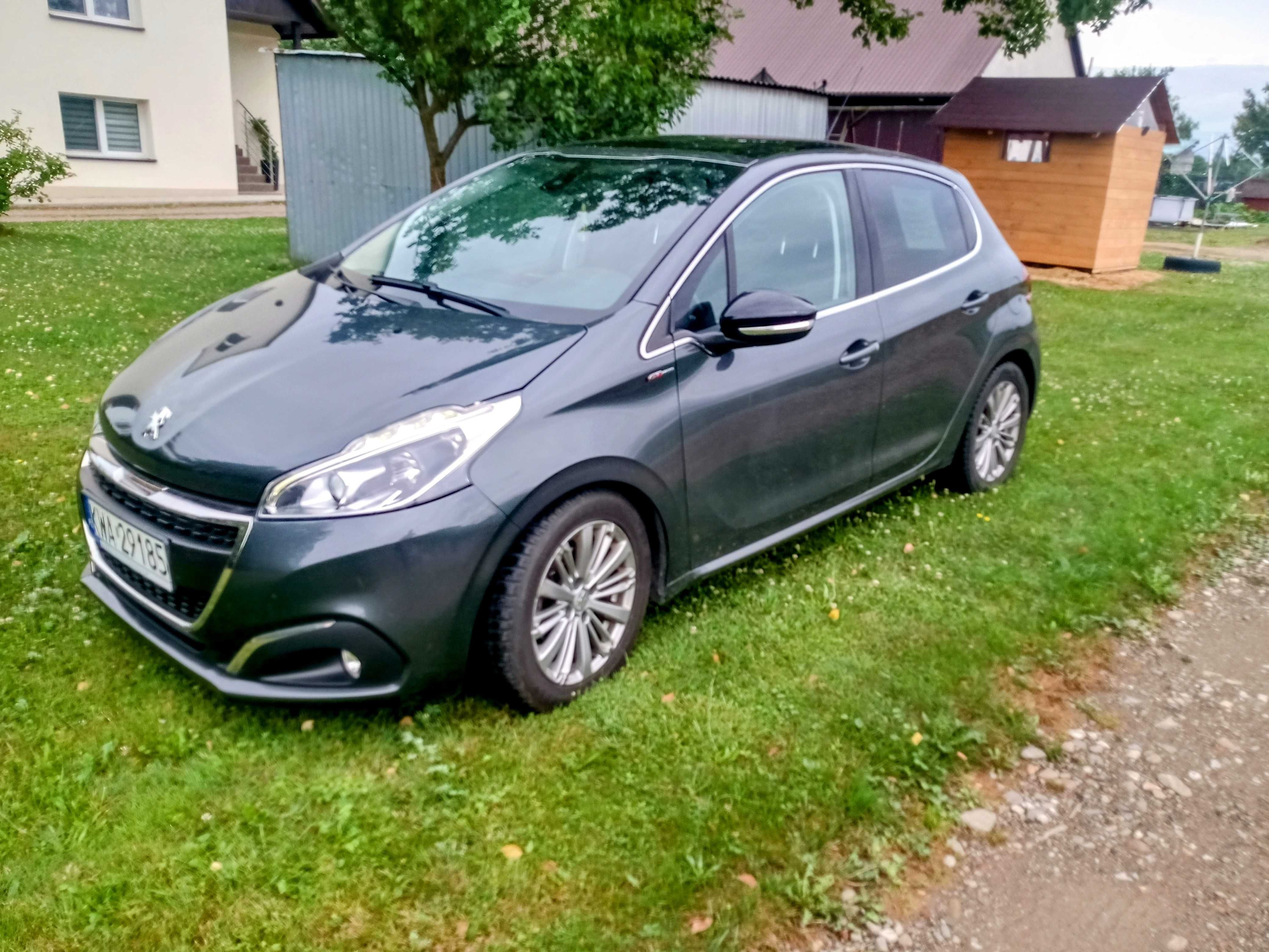 Peugeot 208 GT laine Full opcja  od kobiety warty uwagi