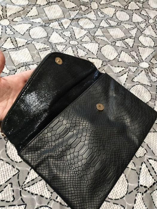 Сумка-клатч на цепочці