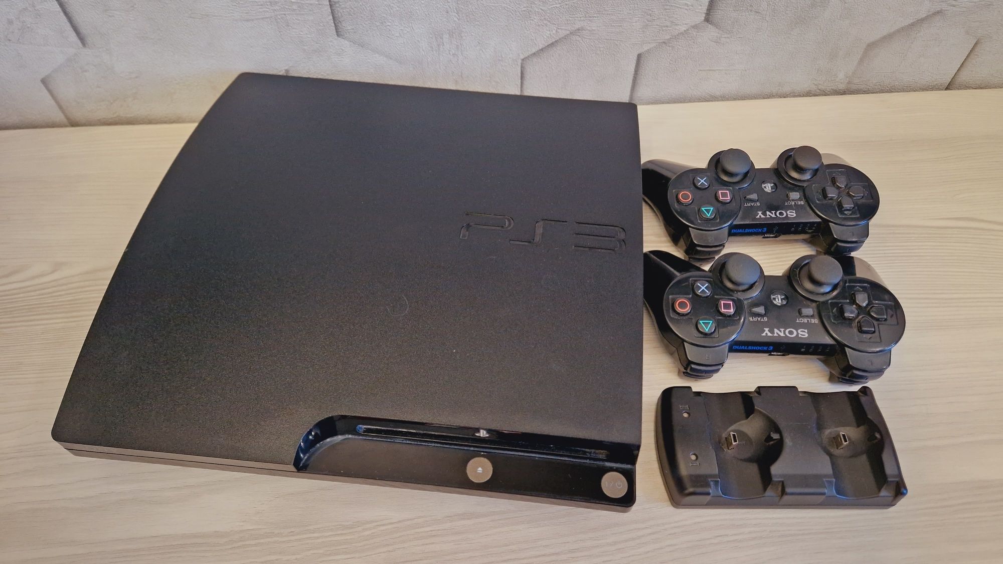 Sony Playstation 3 Slim 320GB +45игр!