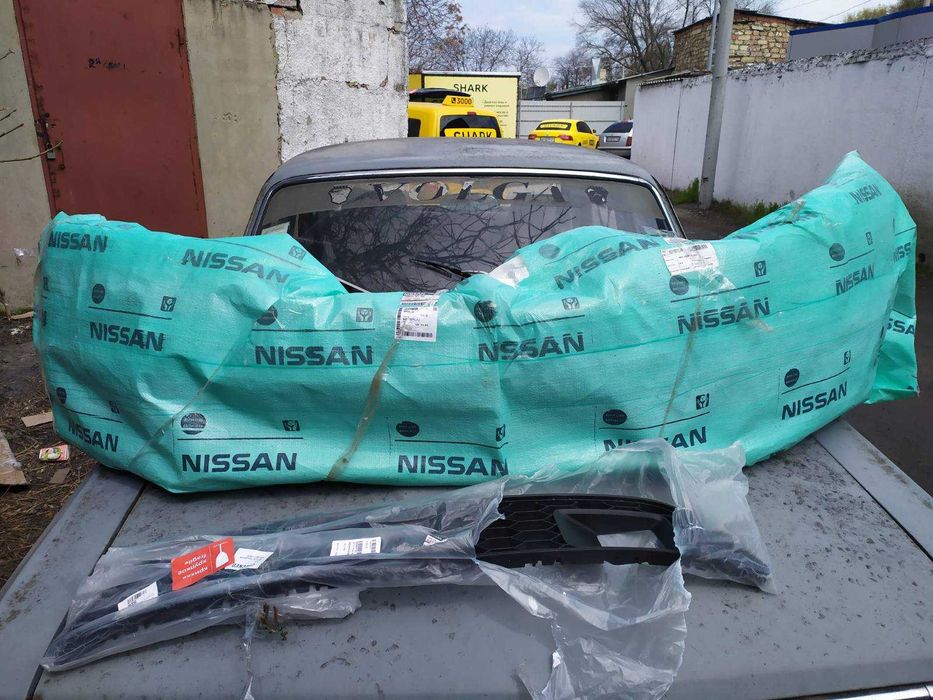 NISSAN SENTRA  бампер .. 2016 - 2019 год новый