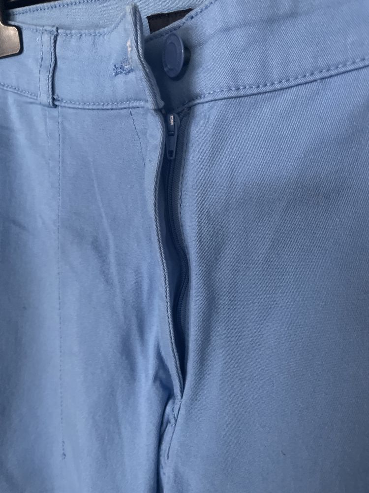 Spodnie damskie r. 44 jeans niebieskie jak nowe