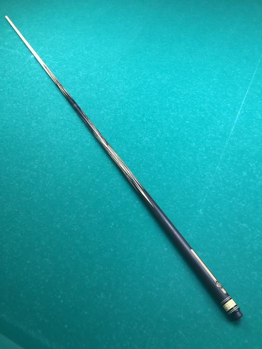 Бильярдный кий AS (4-перьевая корона, гренадил, лунный эбен)