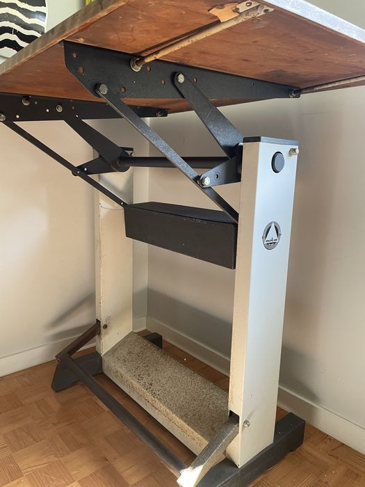 Estirador vintage Molin com banco