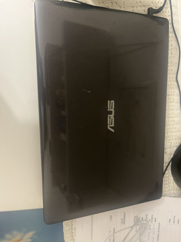 Portatil asus  CB3402