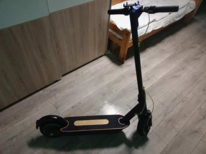 Hulajnoga elektryczna Xrider M10 jak nowa