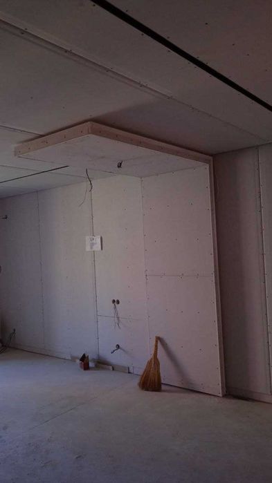 НЕДОРОГО Стены из гипсокартона. Декор стен. Монтаж гипсокартона