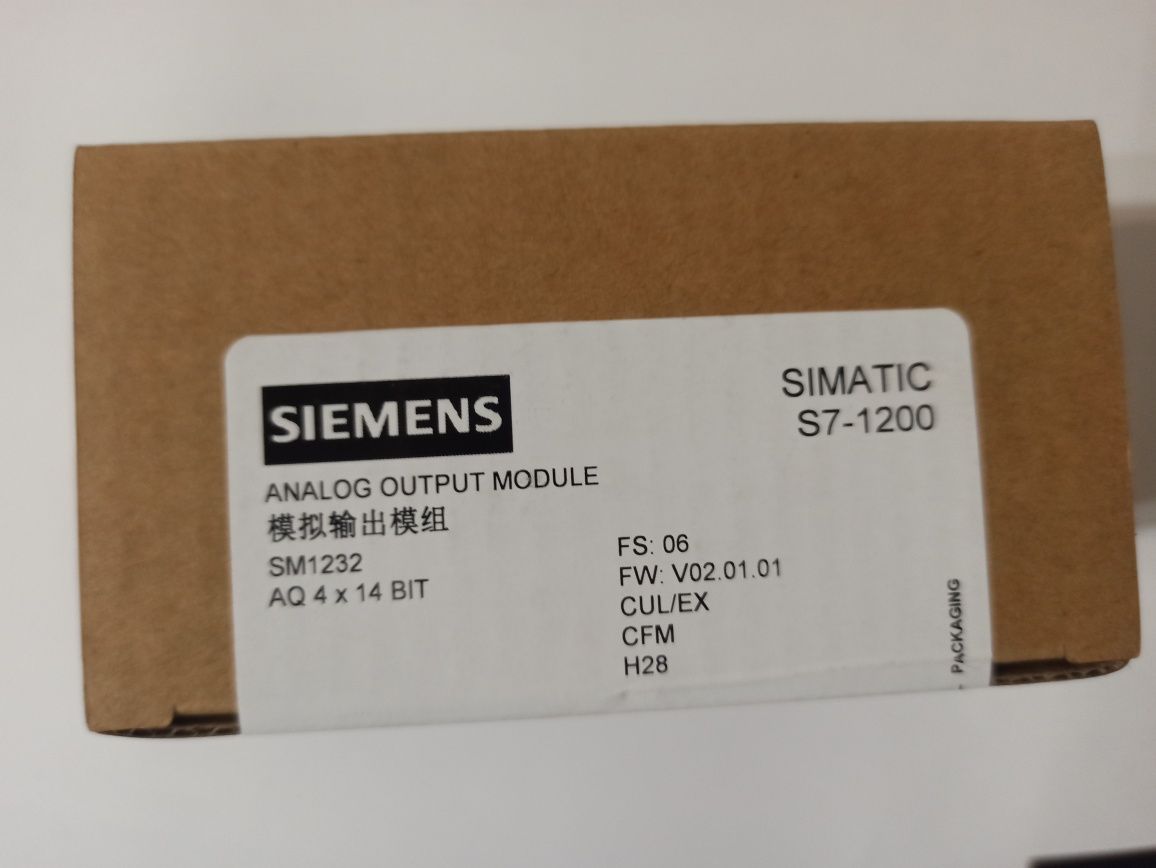 SIMATIC S7-1200, moduł wyjść analogowych  SM 1232