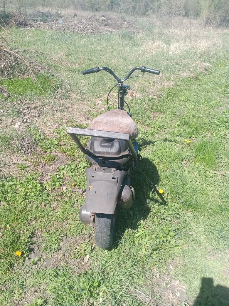 Скутер Yamaha jog