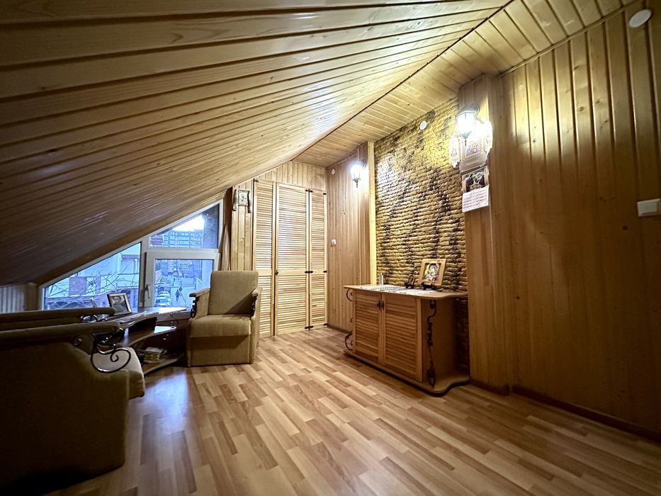 Продається квартира в центрі м. Стрий.