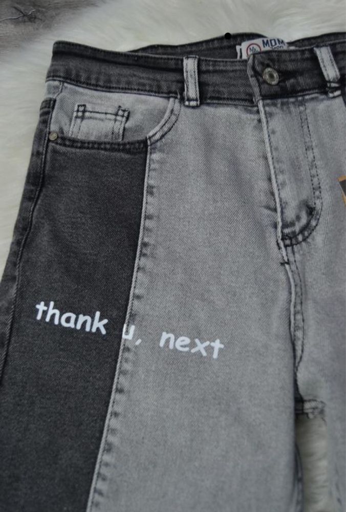 Новые Двухцветные джинсы МОМ «Не беси»