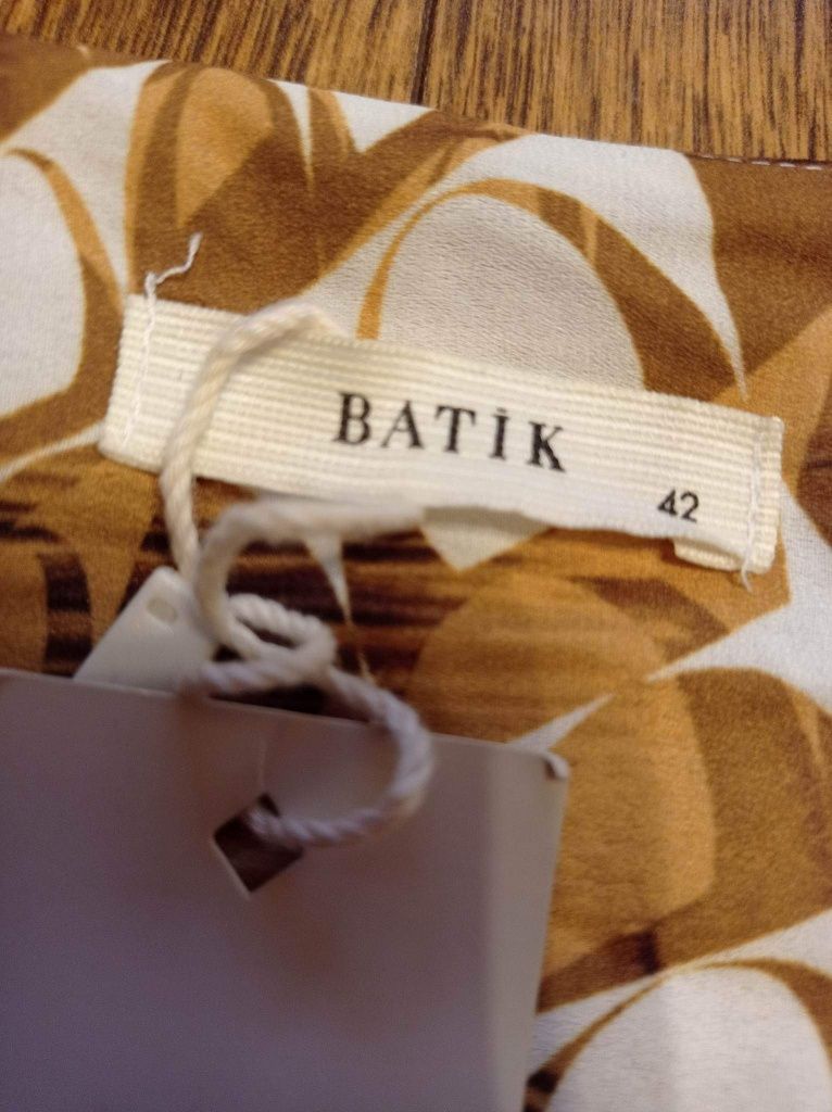Nowa długa sukienka Batik rozm 42