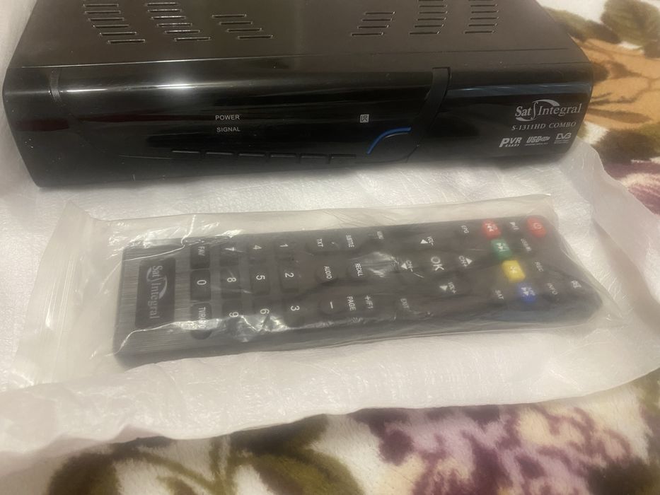 Продам спутниковый ресивер+ Т2 , Sat Integral S-1311 HD Combo