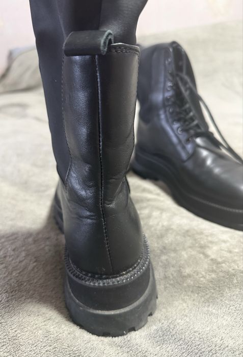 Продам стильні жіночі берці