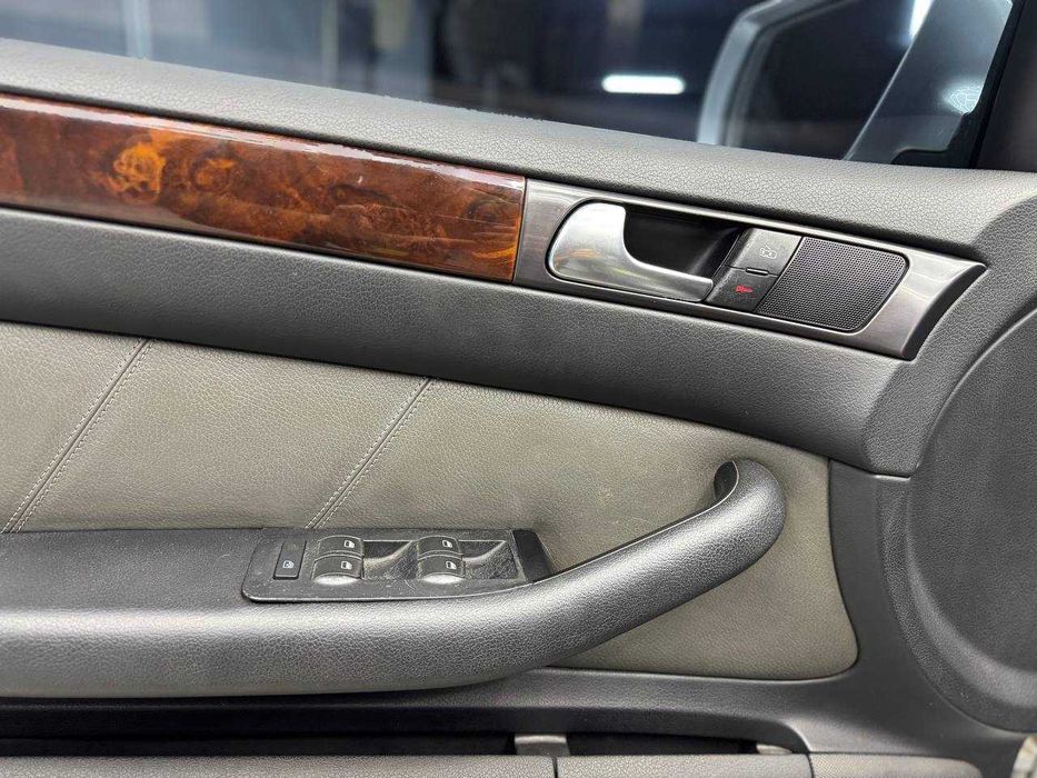 Audi A6 Allroad 2003 року