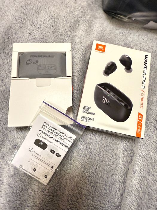 Продам наушники JBL wave buds