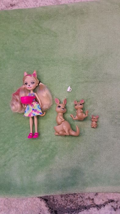 Лялька Enchantimals Кенгуру
