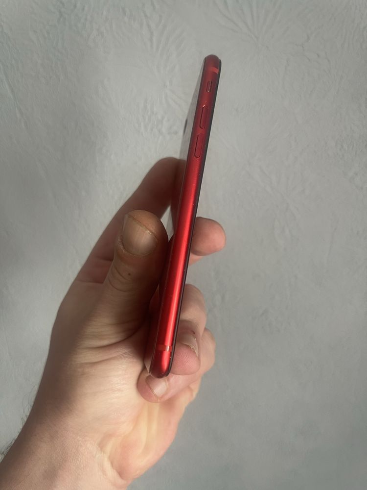 Iphne 8 red на запчастини