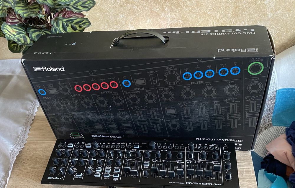 Roland Aira System 1-M 1m syntezator eurorack moduł syntezator POLECAM