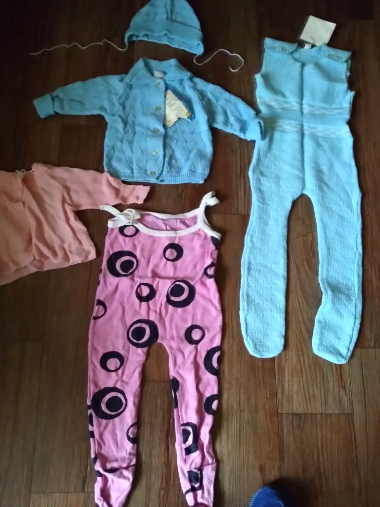 Одежда для новорожденных цена за все 90 грн