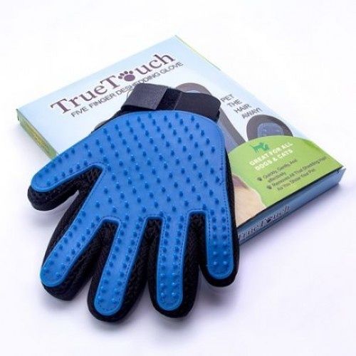 Перчатка для животных вычесывания True Touch Pet Brush Gloves