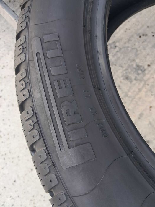 Резина зима 85% Pirelli 235/50 R19 Sottozero Winter 210 Seria II AO