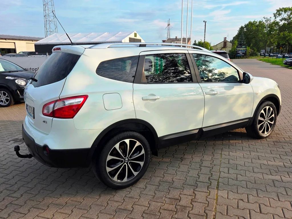 Nissan Qashqai+2 2.0 DCI-150KM* 7-os.* Panorama* Navi* Kamera* Alu* 180tys.km-Serwis*