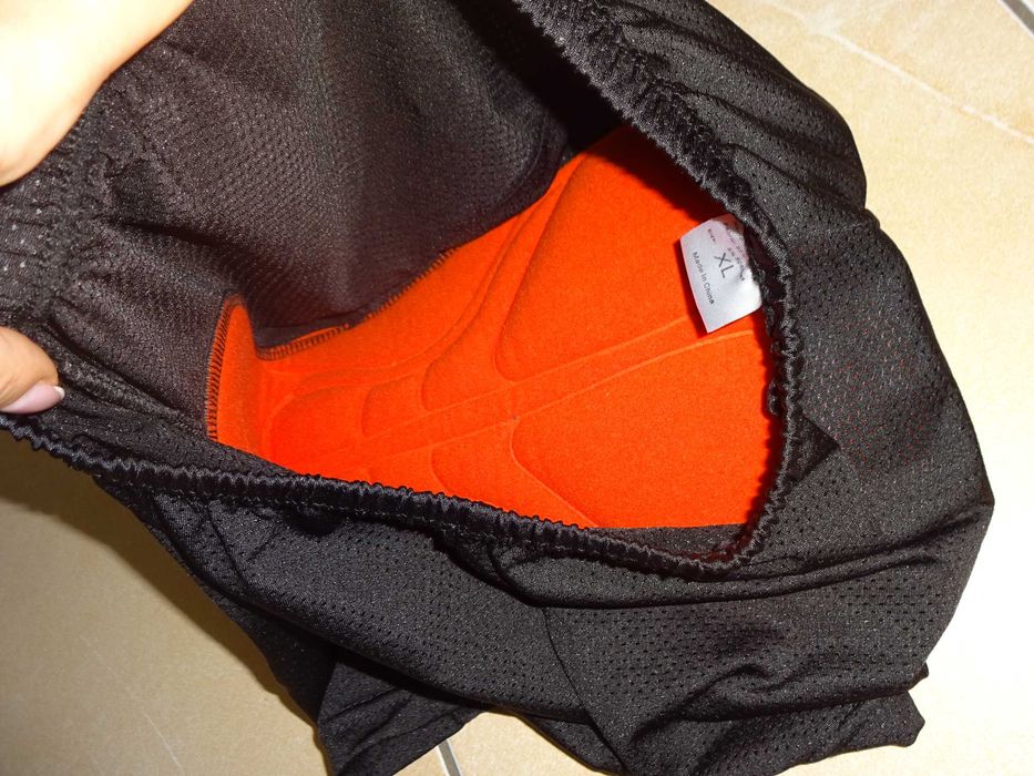 Oddychające z wkładką szorty krótkie spodenki na rower rowerowe XL