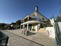Casa / Villa T5 em Parada de Cunhos de 436,00 m2