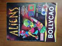 Caderneta Aliens Bollycao