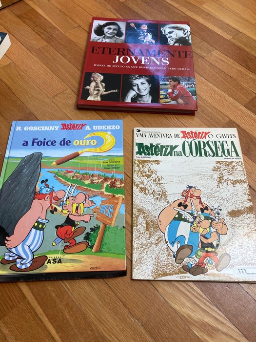 Livros variados em bom estado