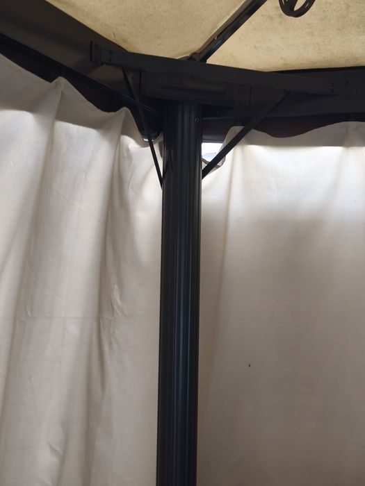 Sprzedam masywną altankę ogrodową 4x4