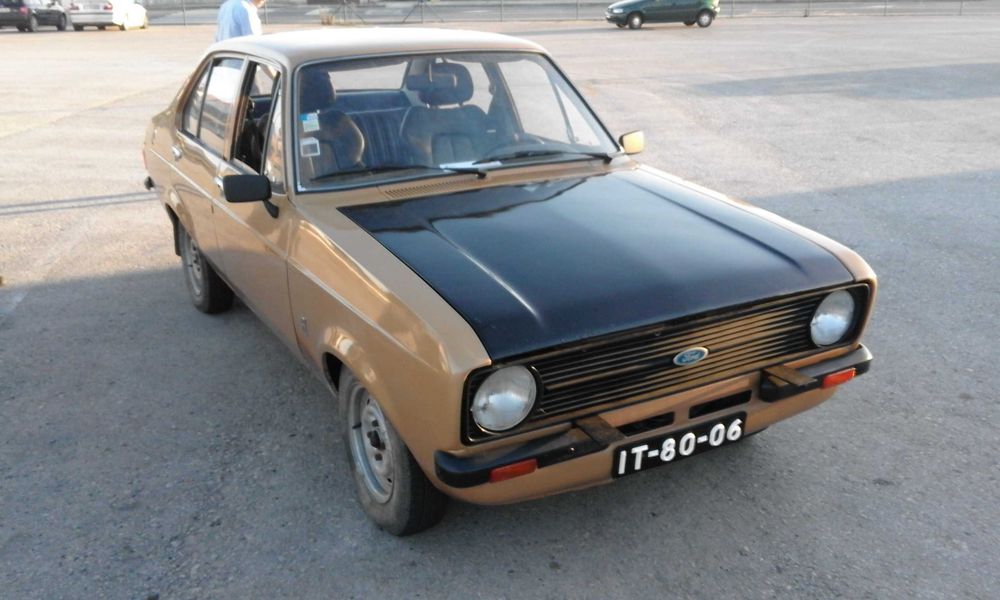 Ford Escort Mk2 c/ Pinto 2000