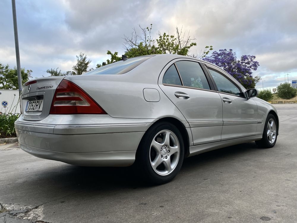 Mercedes-benz C200 Kompressor, carro Nacional