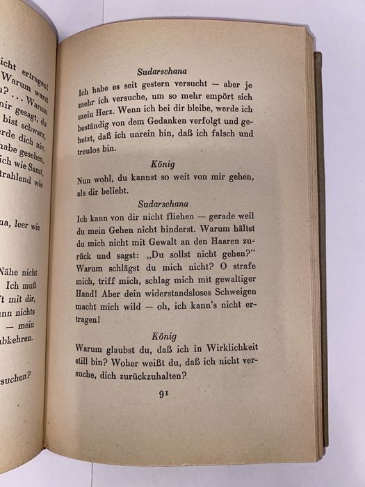 Książka po niemiecku Tagore Der König der dunklen kammer