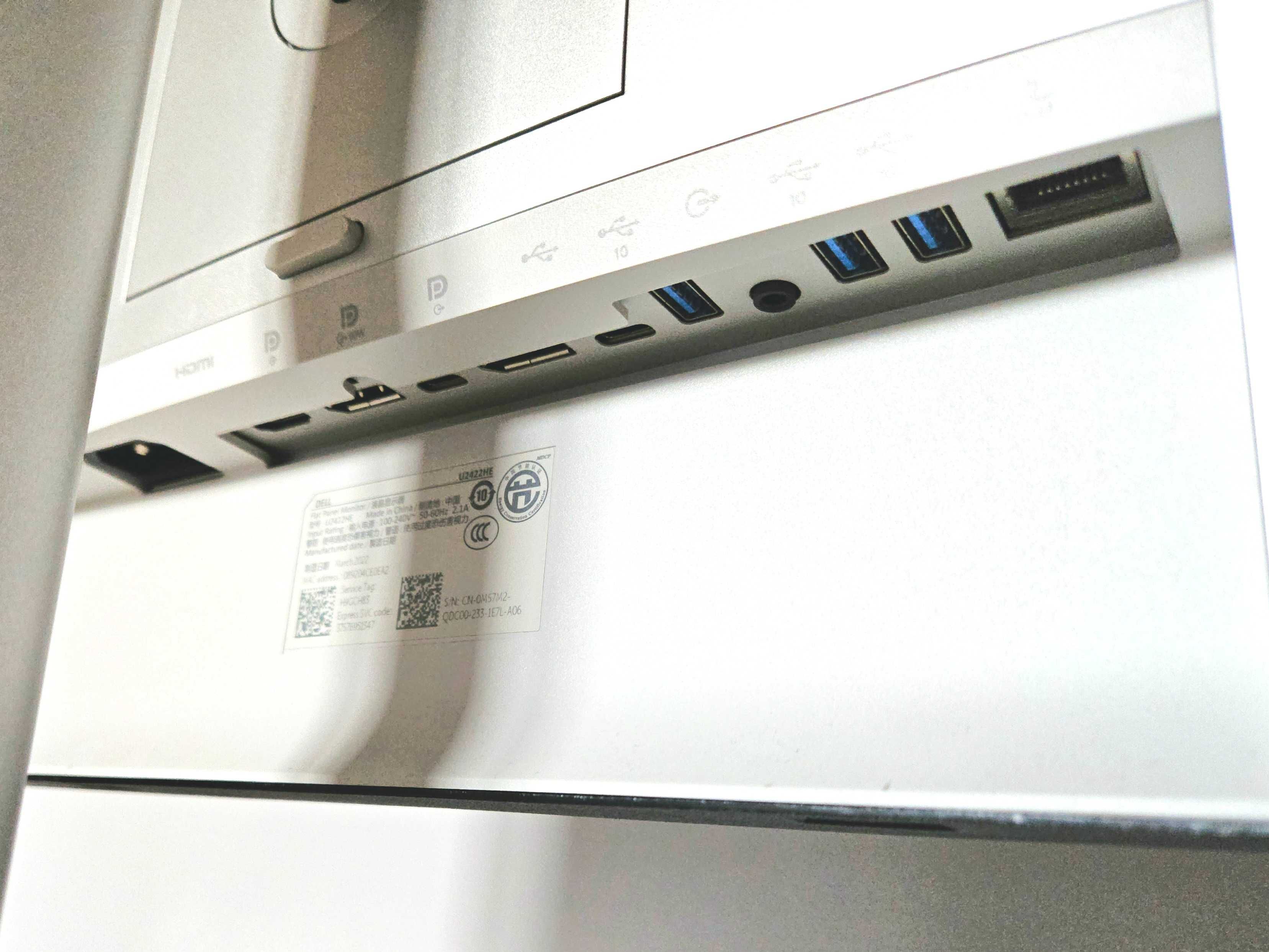 Monitor Dell UltraSharp U2422HE