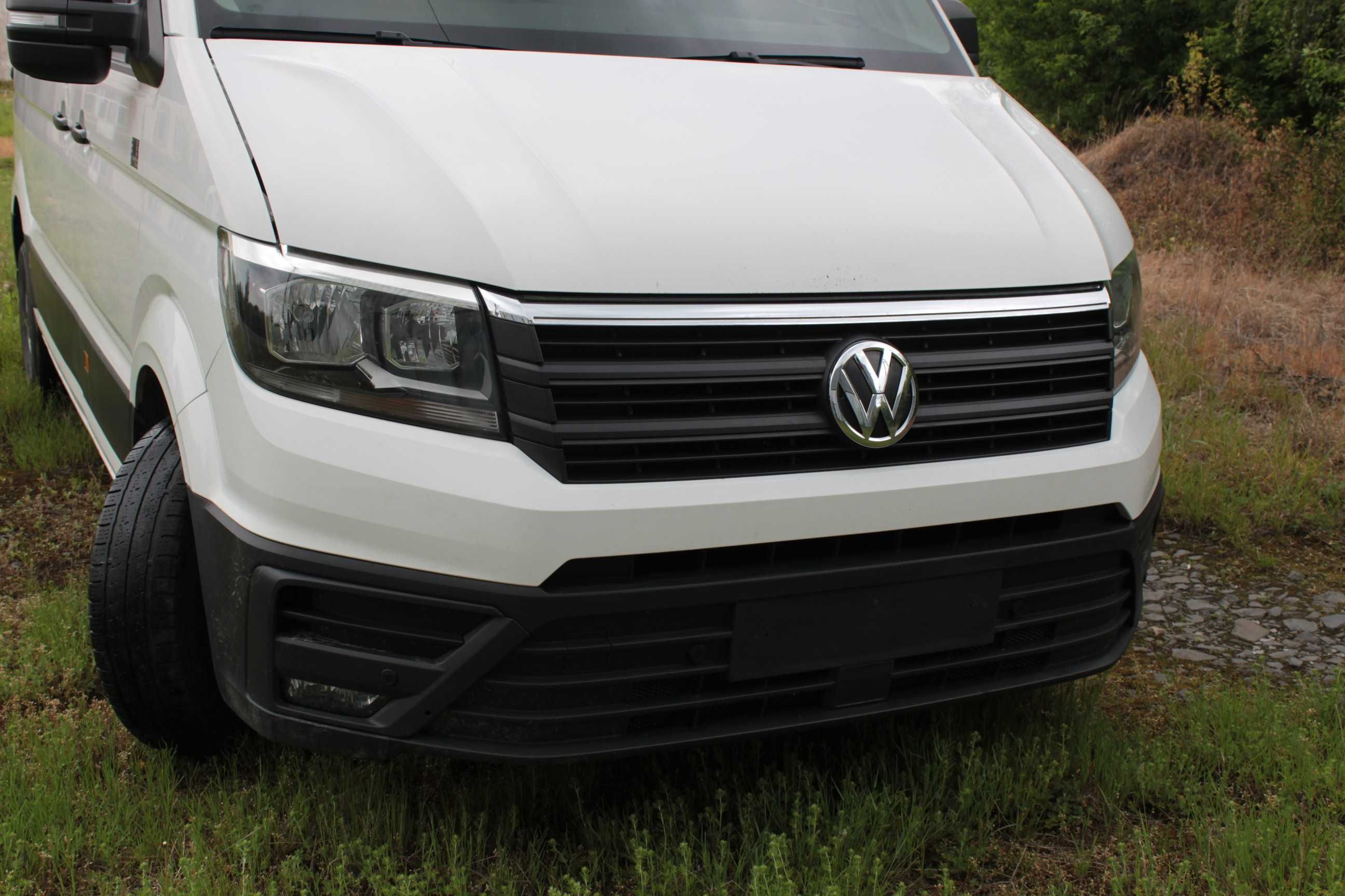 решітка радіатора бампера переднього VW Crafter / Man TGE