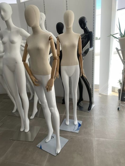 Manequins de Adulto e Criança.