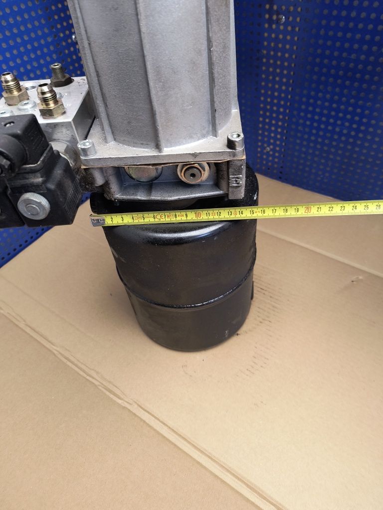 Pompa hydrauliczna agregat kiper wywrot zbiornik prasa