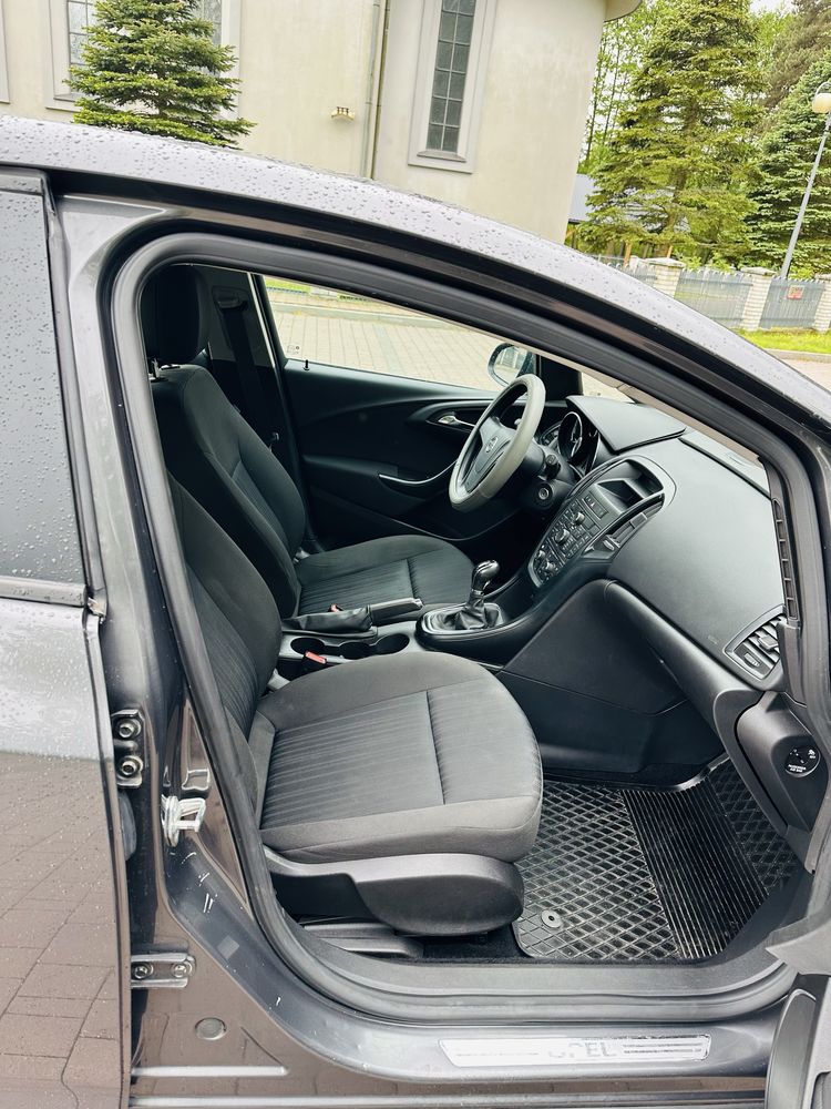 Opel Astra J 1.4