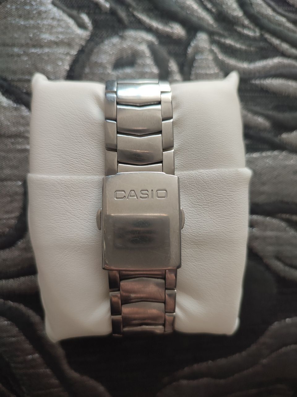 Casio Edifice Illuminator. Часы касио оригинал