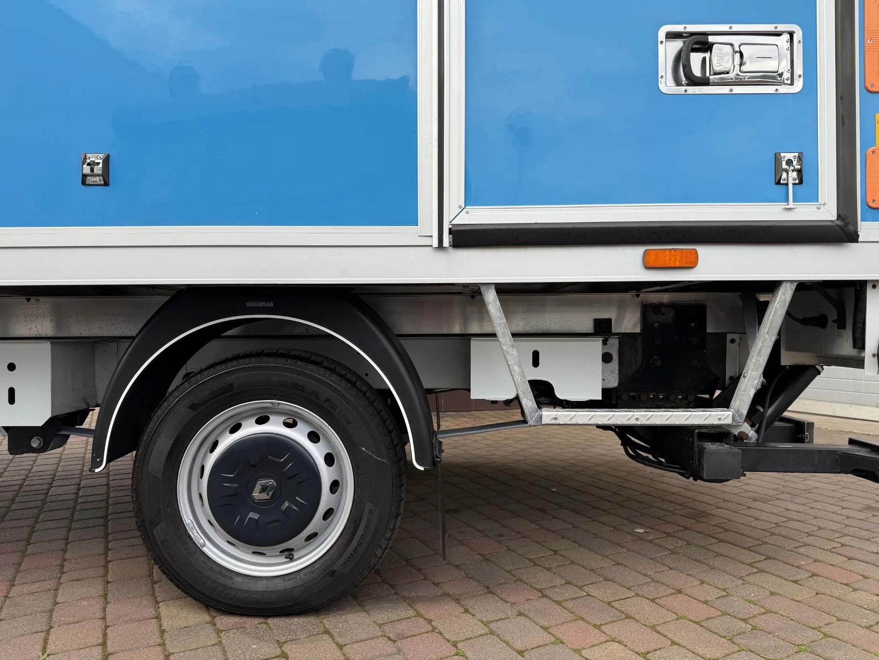 Renault Master Izoterma Winda  Faktura VAT 23%