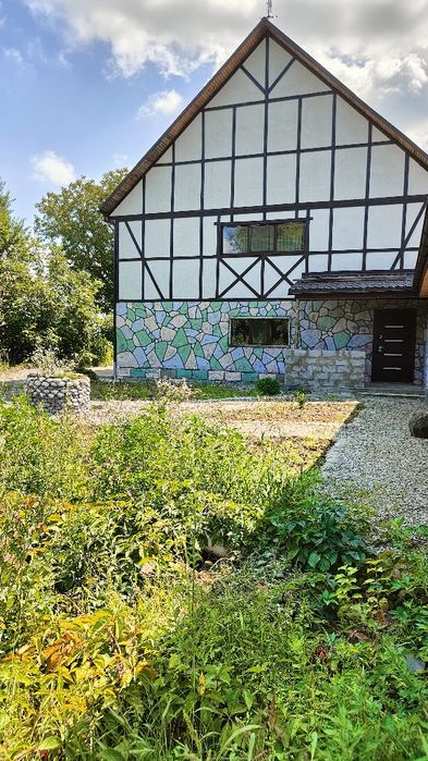 Продаж незвичайного будинку!