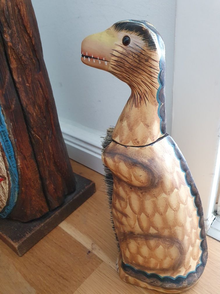 Утка деревянная  -щётка ,динозаврик-щётка