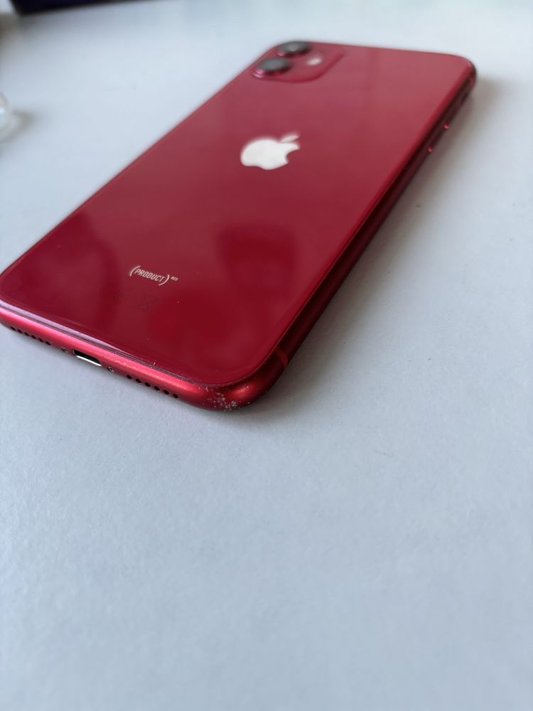 iphone 11 czerwony